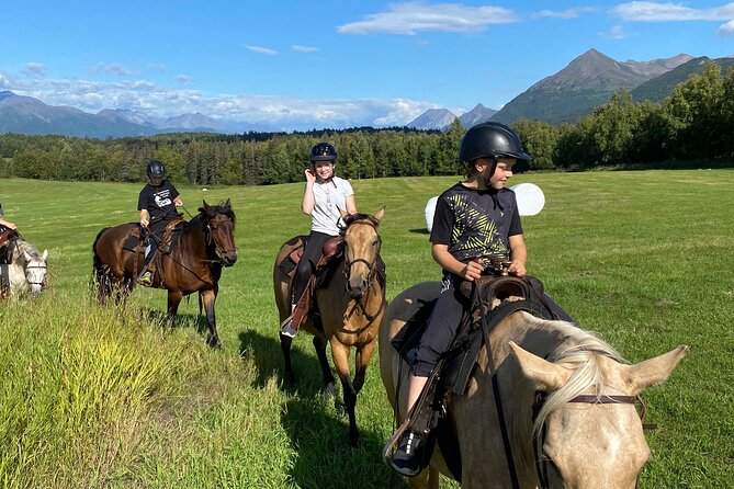 1.5 Hour Trail Ride on a working ranch in the Alaskan Mountains - Meeting your horse and wrangler