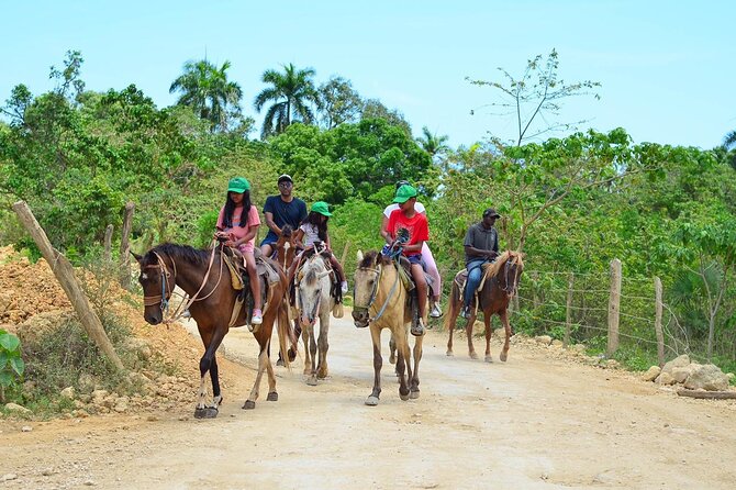 2-hour sunset horseback ride from Punta Cana - From the ranch to the coast in two hours