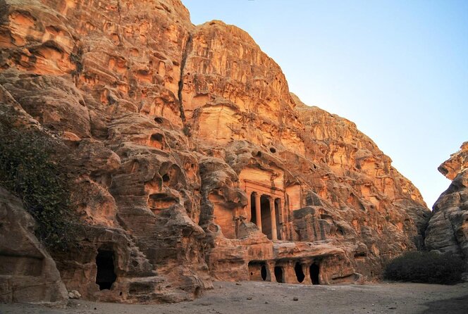 2 Hour Trail Ride to Little Petra-Morning or Sunset - Crossing the main road and reaching the Jordan Trail