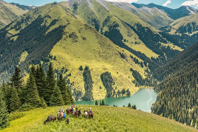 3-Day Private Horseback Riding and Hiking Tour in Kolsay - Who should book this mountain trip?