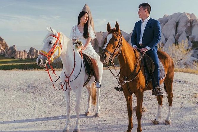 4-Hour-Horsebackriding-Tour through Cappadocia - Red Valley, Swords Valley, and Love Valley