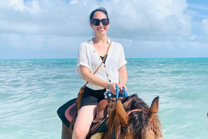 60-Minute Private Horseback Riding Experience in Turks and Caicos - A quiet beach ride near Providenciales