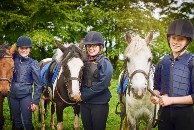 Agadir 2-Hour Horse Riding Experience with Pickup - Mint tea and souvenir photos