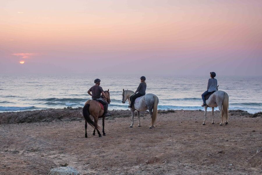 Algarve: Horse Riding Beach Tour at Sunset or Morning - Reaching the coast and Bordeira Beach