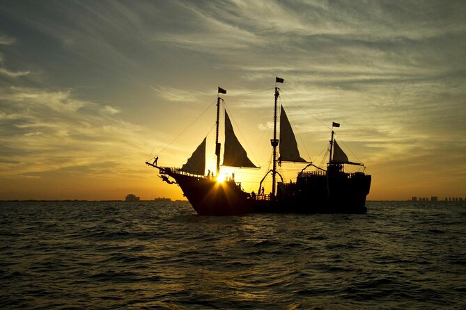 Amazing Combo Horseback & ATV Adventure with Pirate Show and Dinner - A Big Day That Connects Jungle and Sea