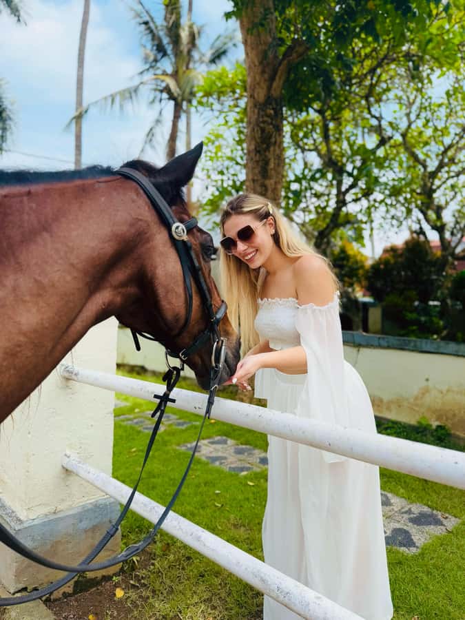 Bali Horse ride at Saba beach Horse tour - Riding past temples and toward the sand