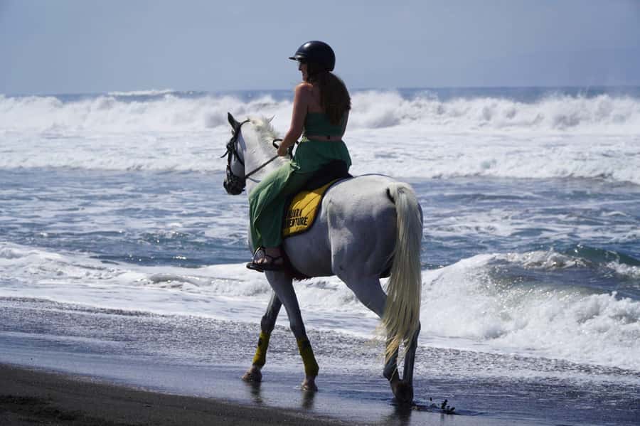 Bali: Horse Riding Sanur Beach Experience with Transport - The two-hour bike tour needs a careful check