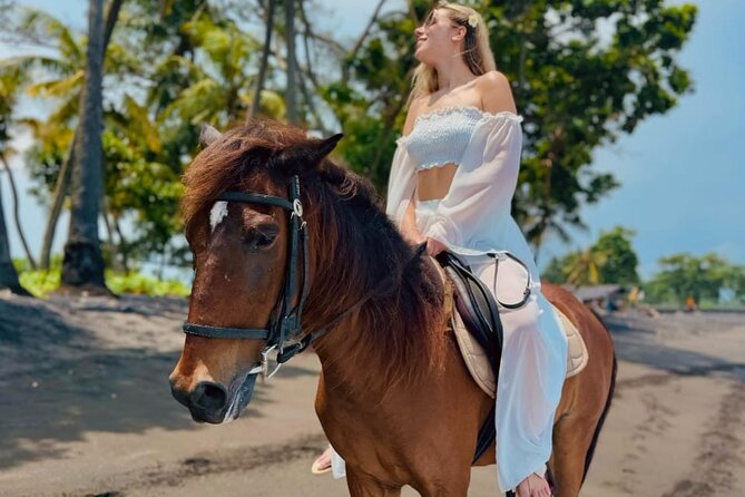 Bali Horse Riding Trot & Canter Saba Beach with Local Temple - How much value you get for $39