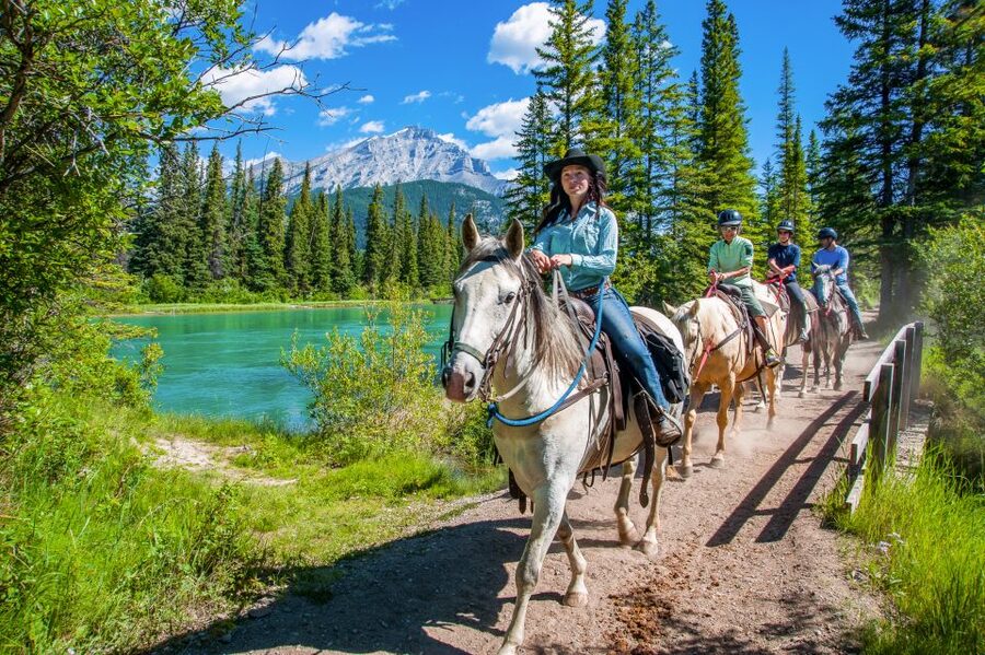 Banff National Park: 1-Hour Bow River Horseback Ride - A short ride with a big Banff setting