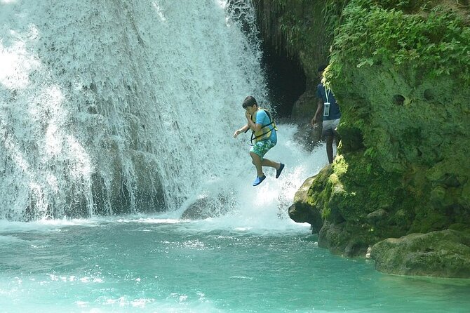 Blue Hole and Horse Riding with Swim Ocho Rios - What the horseback swim is really like