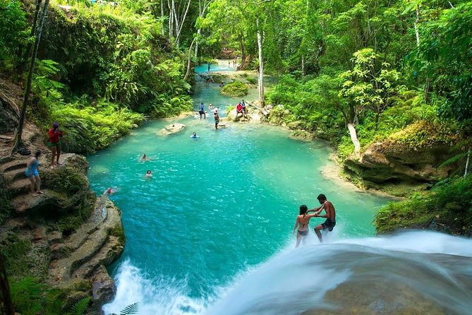 Blue Hole and Horseback Riding and Shopping - Why this tour works well in Ocho Rios