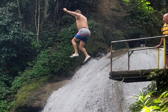 Blue Hole, River Tubing, and Horse Ride with Swim Ocho Rios - What the guide service adds