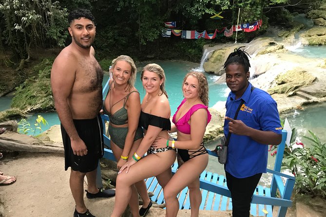 Blue hole waterfalls + horseback riding from Montego bay - Riding from the stable to the beach