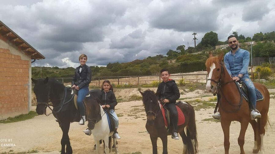 Cagliari: panoramic horseback riding - Calm horses make this friendly for beginners