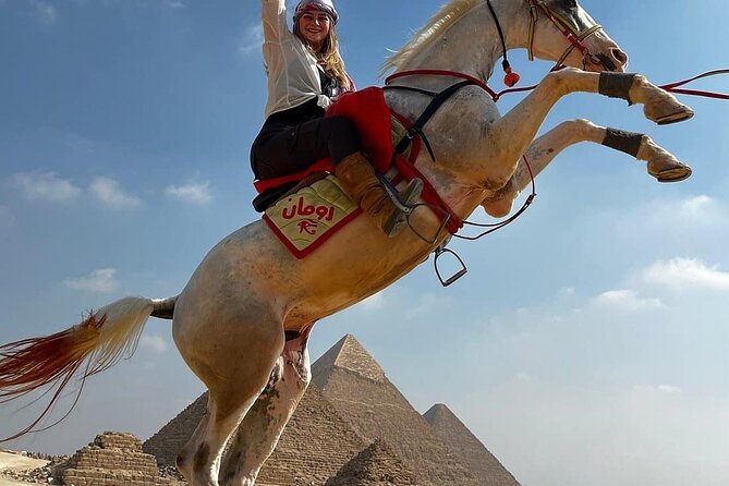 camel or horse Ride in Desert any time from Cairo or Giza hotels - Key points at a glance