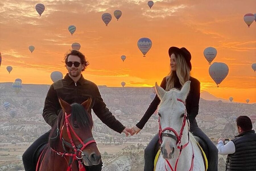 Cappadocia : Horse Riding Sunset Sunrise Daytime - Hotel pickup from four Cappadocia towns