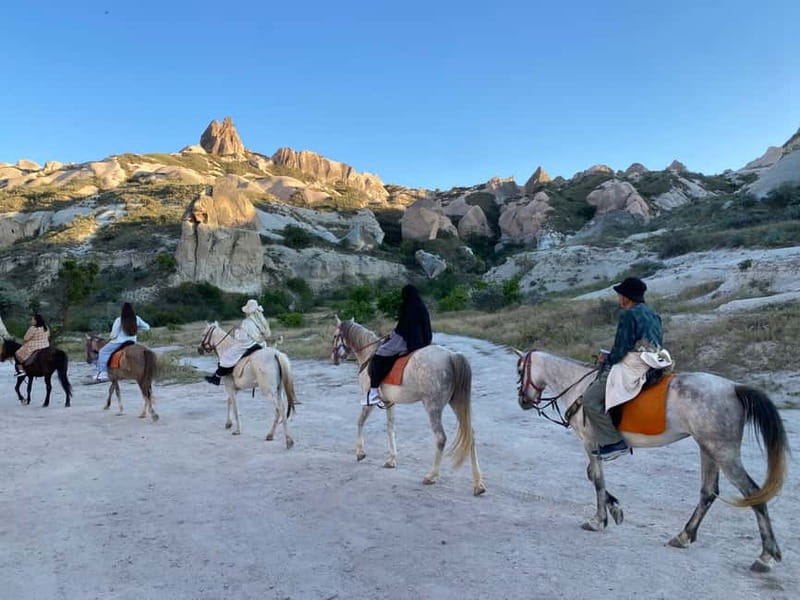 Cappadocia: Horse Riding Tour with Sunrise or Sunset Options - Sunrise, Balloons, or Sunset Colors