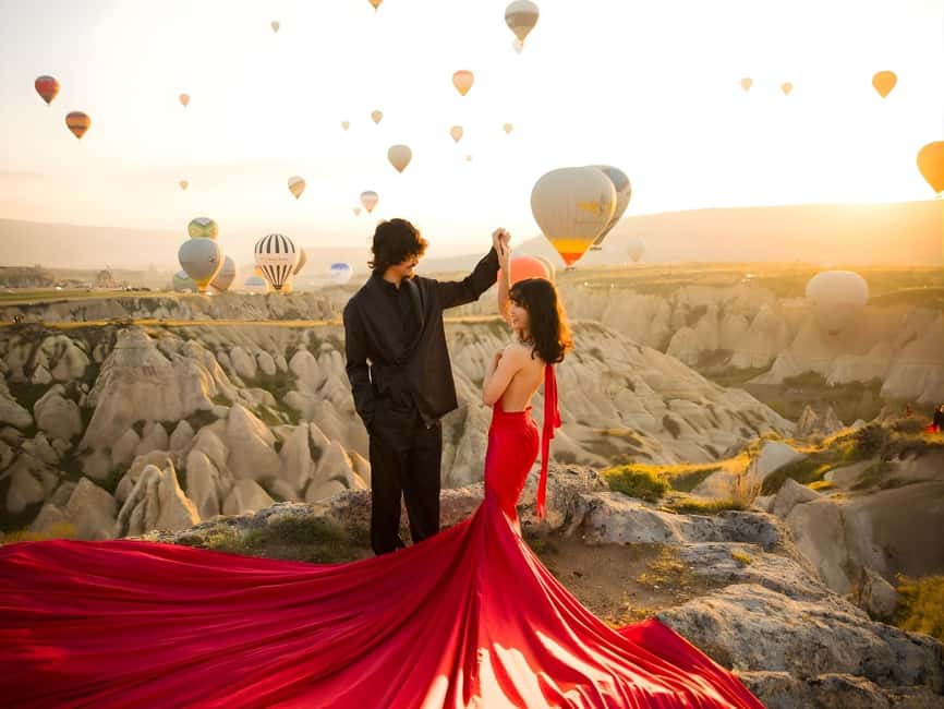 Cappadocia: Private Photo Shoot with Flying Dress & Horses - Rose Valley: a second mood in the same short session