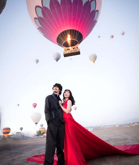 Cappadocia: Private Photo Shoot with Flying Dress & Horses - What the photographer adds to the experience