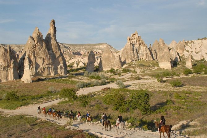 Cappadocia Sunset Horse Riding through the Valleys and Fairy Chimneys - Key points before you book