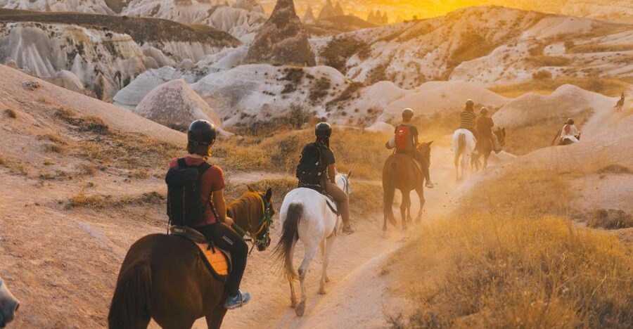 Cappadocia: Sunset or Daytime Horse Riding Tour - Key points to know before you saddle up