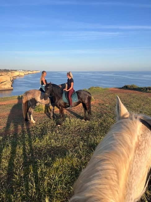 Cliffside Horseback Riding in the Algarve - Following the coastal trail to the viewpoint