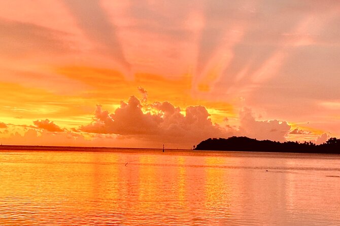 Crazy sea horse Private Sunset Tour in Bora Bora - Starting at 4:30 pm, when the light begins to soften