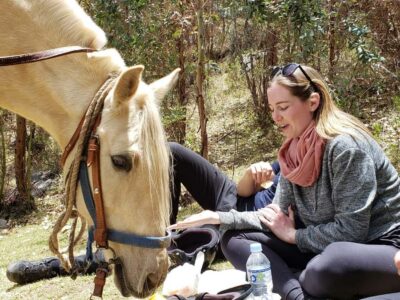 3-Hour Horse Riding Tour to the Temple of the Moon