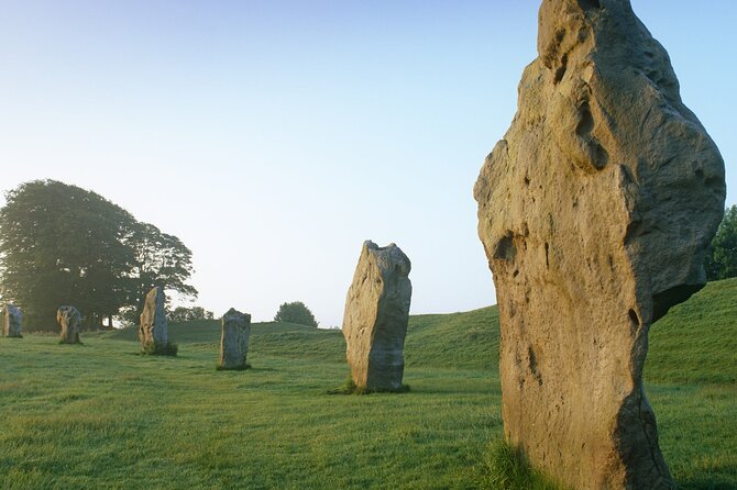 Day trip by coach - Stonehenge, Avebury & Uffington White Horse - Key points to know before booking