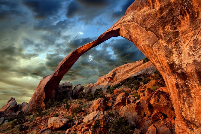 Discover The Best Of Moab In A Day: Arches Canyonlands Dead Horse - Dead Horse Point is a strong final overlook