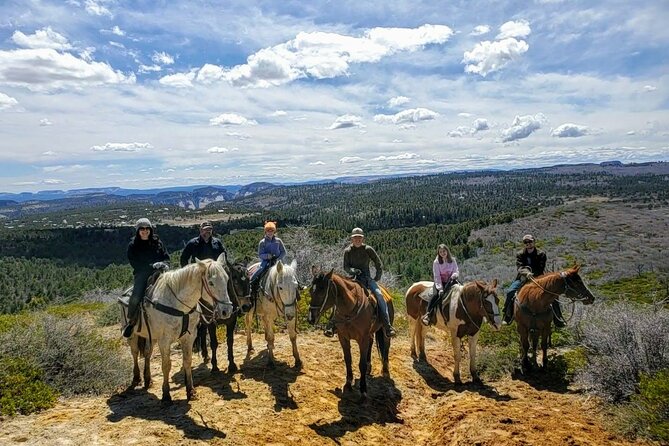 East Zion Pine Knoll Horseback Ride - Choosing the right season and clothing