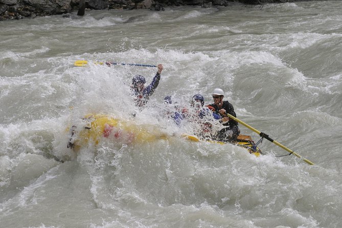 Extreme Whitewater Rafting on Kicking Horse River - What you wear and what gets supplied