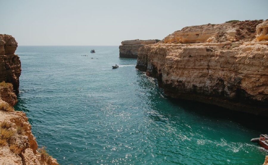 From Albufeira: Half-Day Hidden Gems & Horse Riding Tour - How experienced riders fit into the group