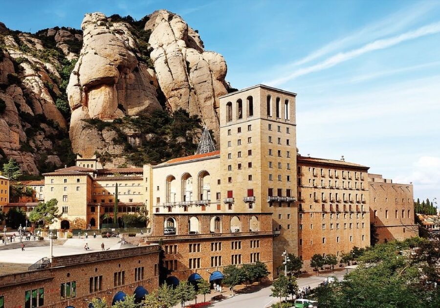 From Barcelona: Half-Day Montserrat & Horse Riding Tour - Should you book the Montserrat horse-riding tour?