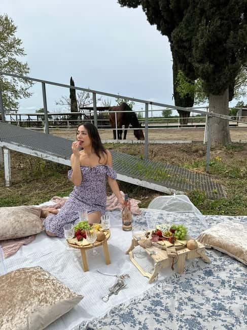 From Barcelona: PRIVATE Horseback Ride + Tapas + Picnic - Riding through vineyards and open hills