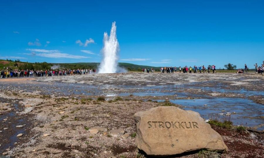 From Reykjavík: Full-day Golden Circle & Horse Riding Tour - Is $234 a fair price?
