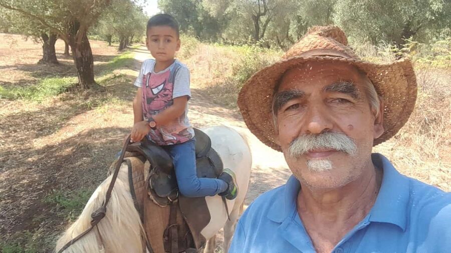 From Tropea: Horseback Riding Tour with Picnic in Francica - What the $77 price covers