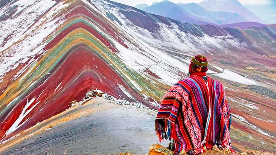FULL DAY| MOUNTAIN OF COLORS ON HORSEBACK - The 4:30 a.m. pickup and road to Cusipata