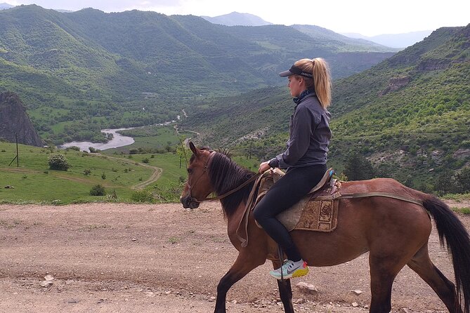 Full-day Private Guided Horseback Ride through Dzoraget Canyon - What the private format changes