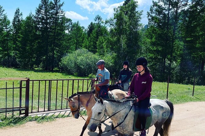 Full Day Private Tour in Terelj National Park with Horse Riding - The 40-metre Chinggis Khan statue