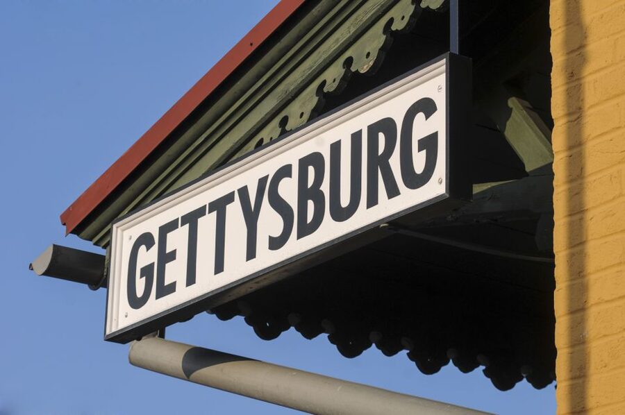 Gettysburg: Licensed Guided Battlefield Horseback Tour - Crossing Emmitsburg Road to Trostle Farm