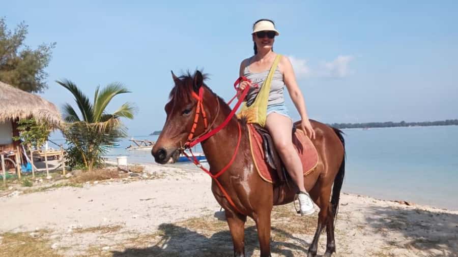 Gili Air: 1-Hour Horse Riding Adventure - Key points at a glance