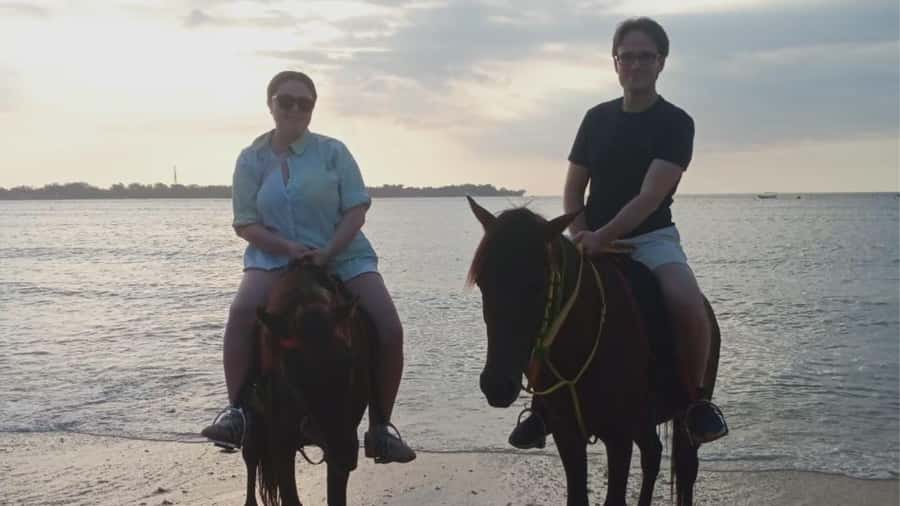 Gili Air: 1-Hour Horse Riding Adventure - The coastal stretch and the best views