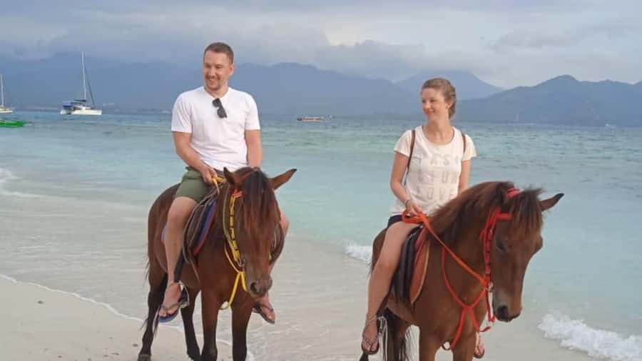 Gili Air: 1-Hour Horse Riding Adventure - Who should book this ride