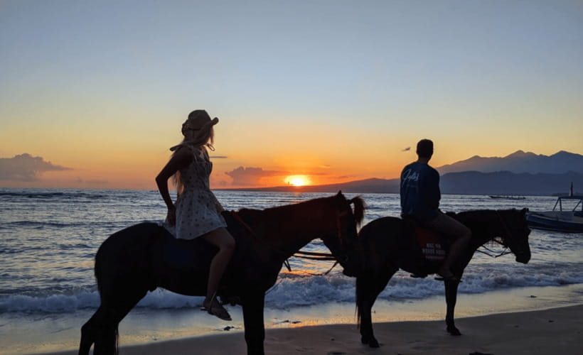 Gili Air: 1 Hour Horseback Riding With hotel Transfer - Why the small group matters
