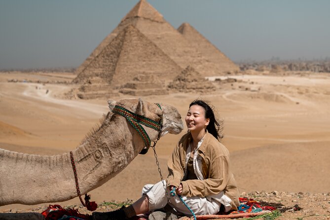 Giza Pyramids Photoshoot with Jumping Horse, Camel and Sphinx - Meeting the Great Sphinx from several angles