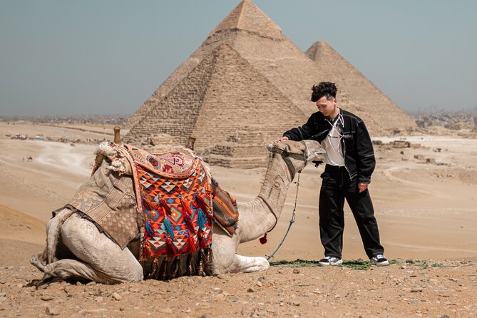 Giza Pyramids Photoshoot with Jumping Horse, Camel and Sphinx - What the photographer adds to the visit