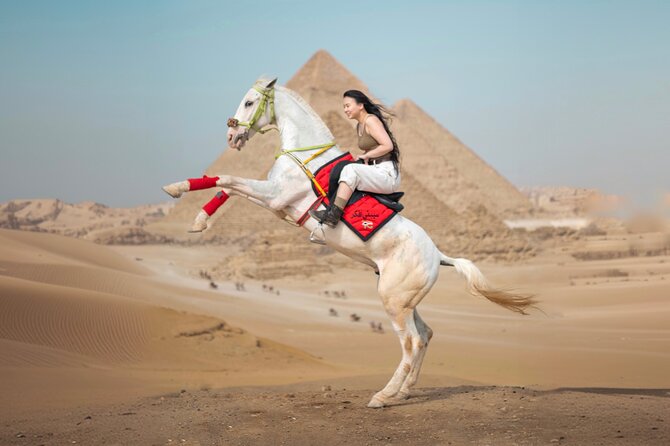 Giza Pyramids Photoshoot with Jumping Horse, Camel and Sphinx - What is included, and what is not