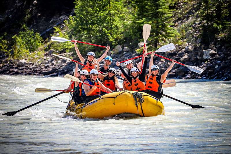 Golden, BC: Kicking Horse River Family Rafting with Lunch - What the guides add to the experience