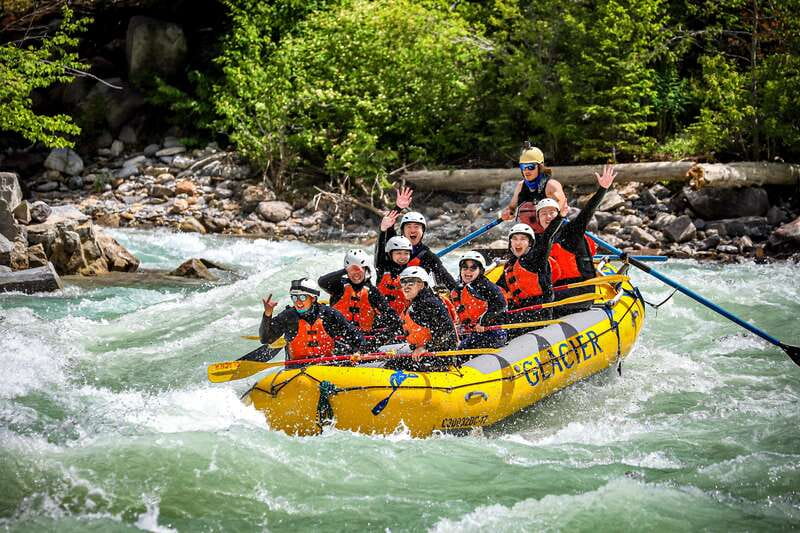Golden, BC: Kicking Horse River Half Day Whitewater Rafting - The return ride and post-trip refreshment